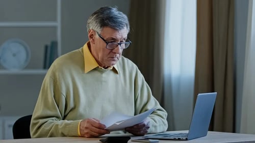 Bristol_Water_Man_LookingatBill_March25